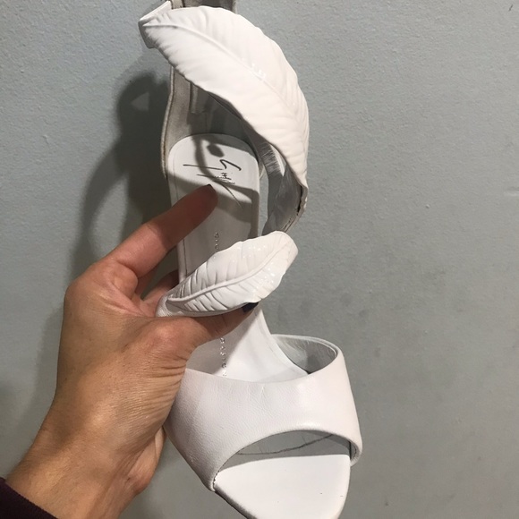 Giuseppe Zanotti double leaf heels - Picture 6 of 8